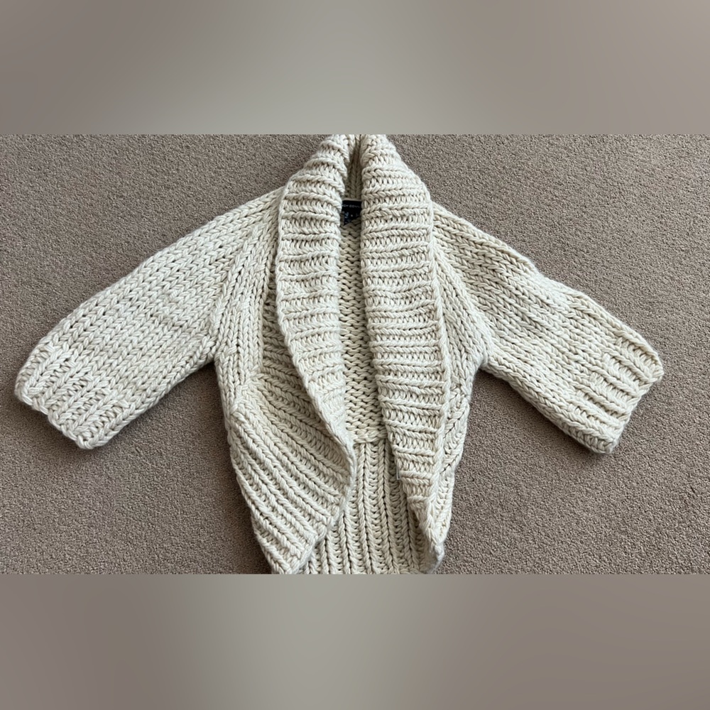 French Connection Chunky Bolero style cardigan.  Cream with gold accents. Sz S